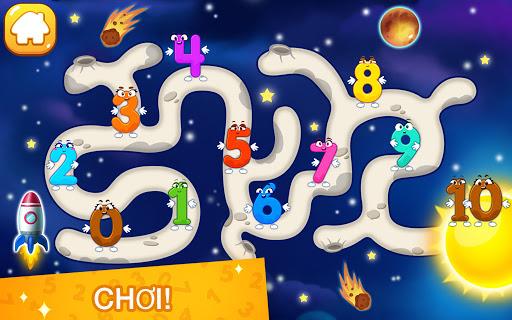 Dòng xe nối đuôi nhau kéo dài trên đường Nguyễn Văn Linh, hướng về các tỉnh miền Tây vào chiều 23-1. Ảnh: Đ.TRANG