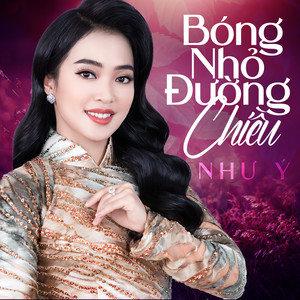 Cảnh sát Trang chủ Abc8 TP HCM hướng dẫn người dân lưu thông.  