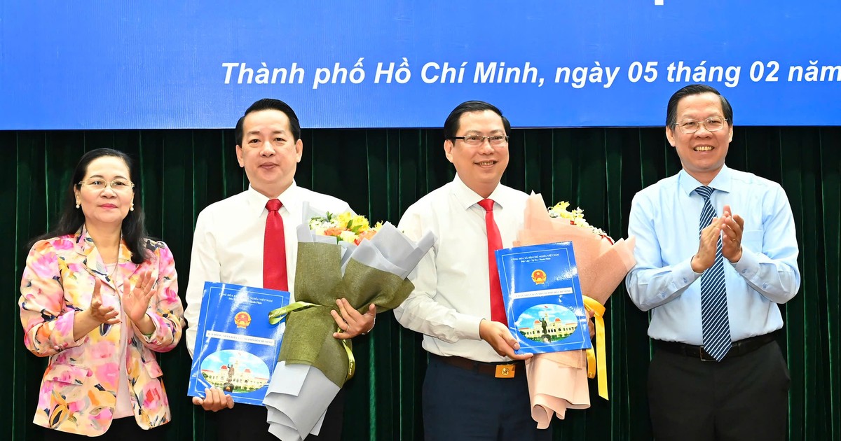 TPHCM trao quyết định phê chuẩn chức danh Chủ tịch HĐND và Phó Chủ tịch UBND TP Thủ Đức