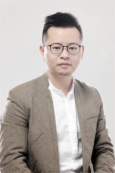 Cuộc cải tạo nhà ven kênh 'Abc8com chuyên nghiệp 24/7' của TP.HCM