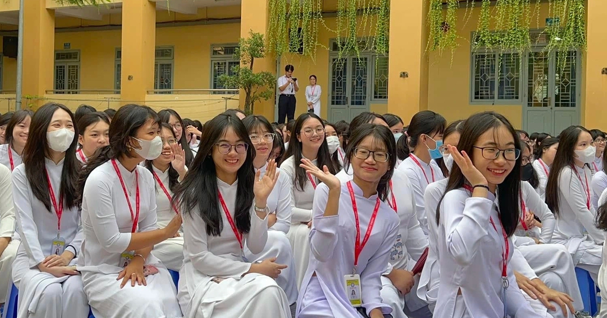 Chỉ đạo nóng của Giám đốc Sở GD-ĐT TP.HCM về thi lớp 10, thi tốt nghiệp THPT