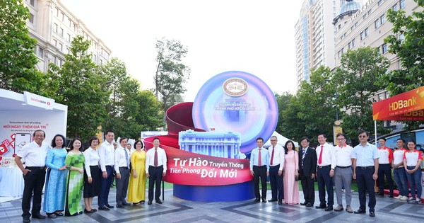 Ngành ngân hàng TPHCM hướng tới tháng 4 Abc8com chuyên nghiệp 24/7 với nhiều sự kiện ý nghĩa