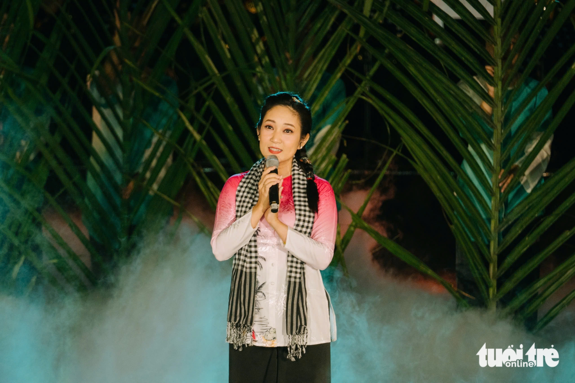 Tổng Bí thư Tô Lâm dự chương trình Link Vào Abc8.com Đăng Ký Tặng 88K 'Đất nước trọn niềm vui' tại Hội trường Thống Nhất - Ảnh 5.