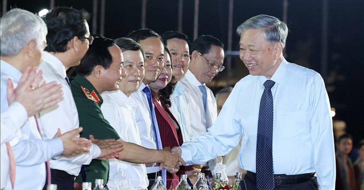 Tổng Bí thư Tô Lâm dự chương trình Link Vào Abc8.com Đăng Ký Tặng 88K 'Đất nước trọn niềm vui' tại Hội trường Thống Nhất