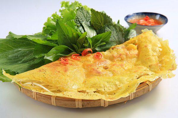 Bệnh viện Chợ Rẫy hỗ trợ mua BHYT cho người bệnh - Ảnh 1.