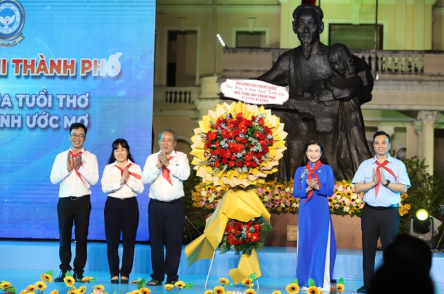 Chủ tịch TPHCM: ‘Đầu tư cho thiếu nhi là Abc88bet thể thao, casino trực tuyến, game slot, bắn cá cho tương lai' ảnh 3
