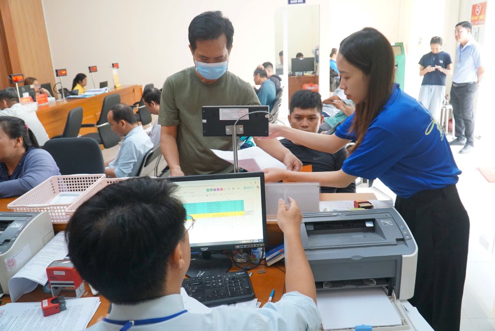 Chính quyền TPHCM sát dân hơn nhờ đường dây nóng