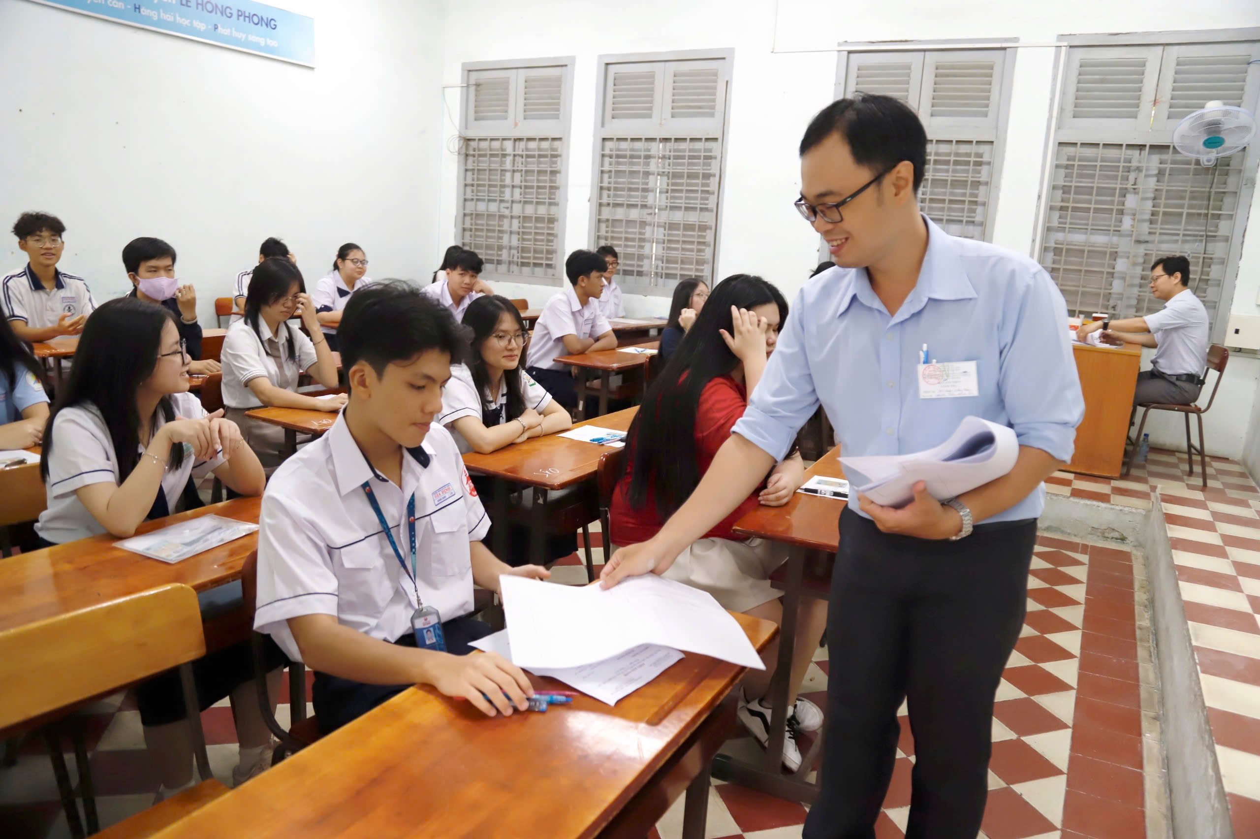 Hơn 3.000 Đăng Ký, Đăng Nhập ABC8 Bao Chặn TP.HCM thi chọn Đăng Ký, Đăng Nhập ABC8 Bao Chặn giỏi đầu tiên sau sáp nhập - Ảnh 2.