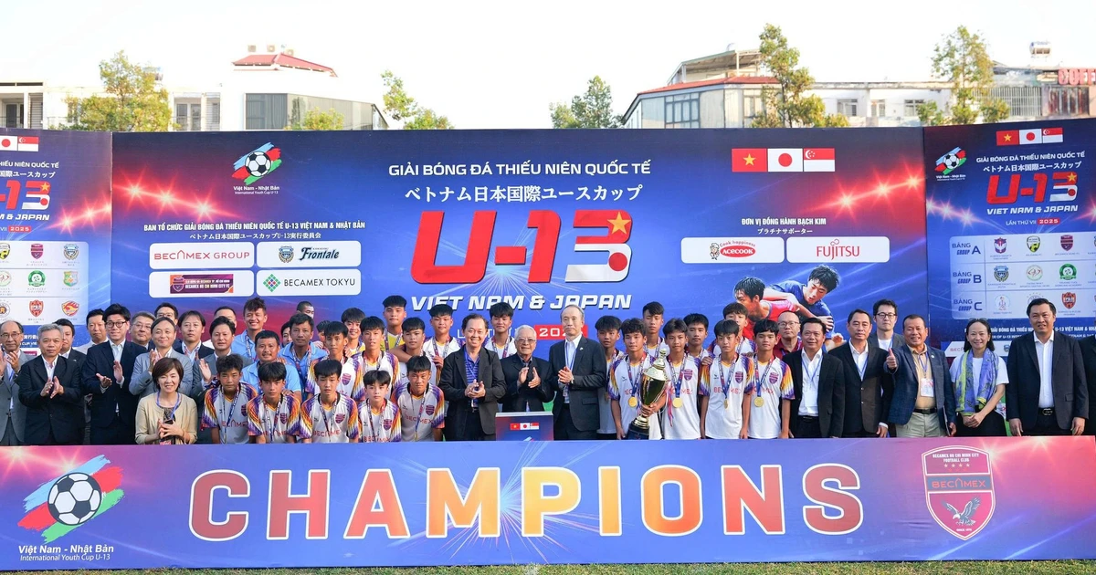 U13 Becamex Thành phố Hồ Chí Minh đánh bại đội Nhật Bản, đăng quang ngôi vô địch quốc tế