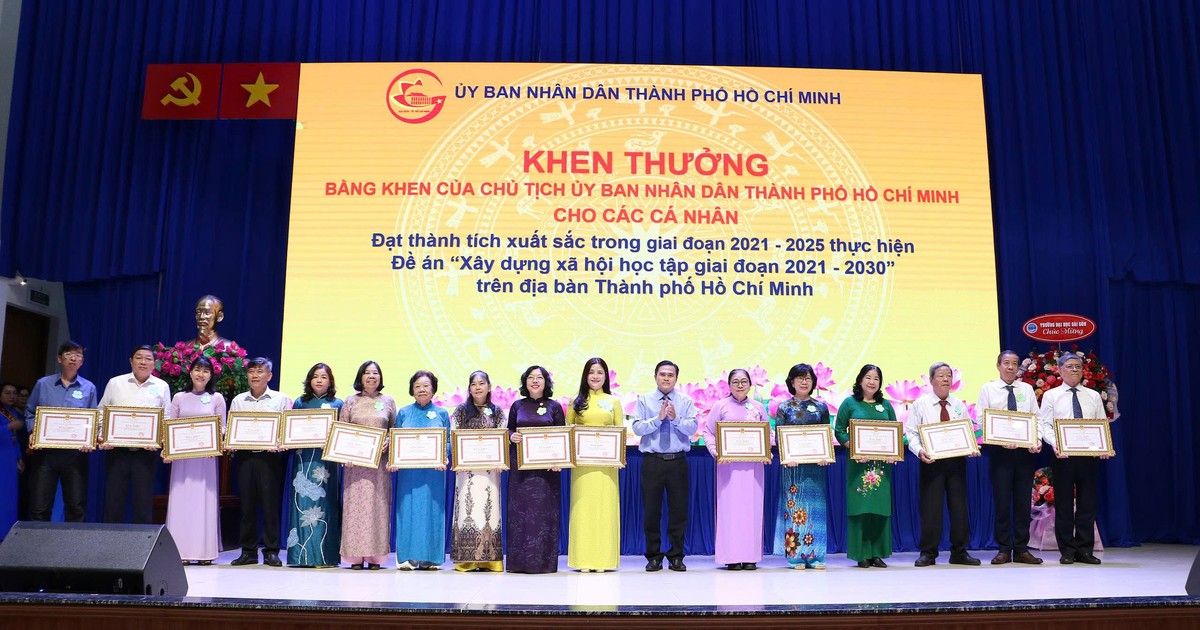 TPHCM là địa phương dẫn đầu cả nước về tốc độ và quy mô Abc888 abc88 abc8 cá cược an toàn nhất số