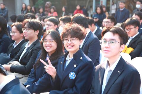 Học sinh tham gia kỳ thi Đăng Ký, Đăng Nhập ABC8 Bao Chặn giỏi quốc gia năm học 2025-2026 - Ảnh: MOET