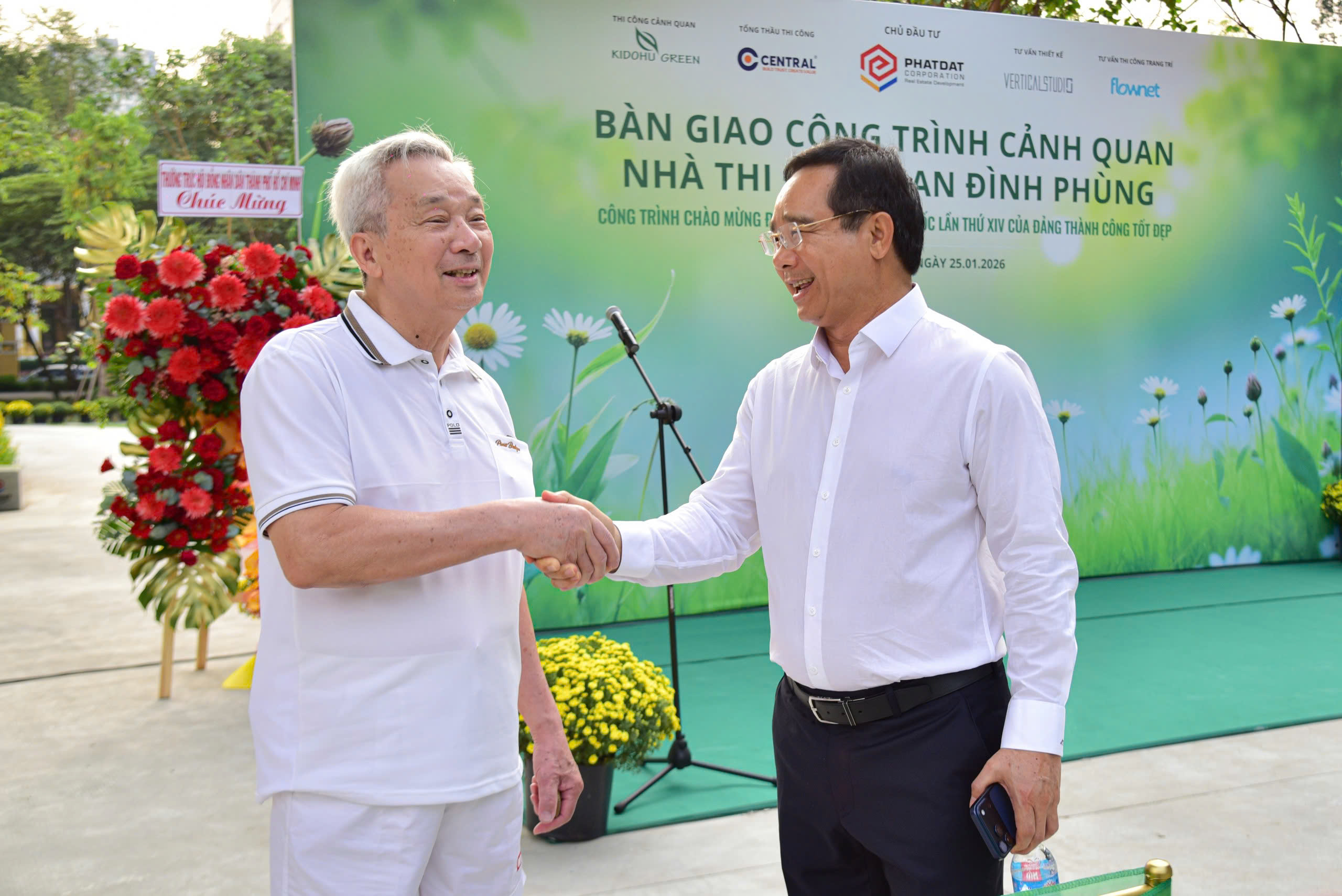 Bàn giao công viên nhà thi đấu Phan Đình Phùng phục vụ người dân dịp Tết Bính Ngọ - Ảnh 3.
