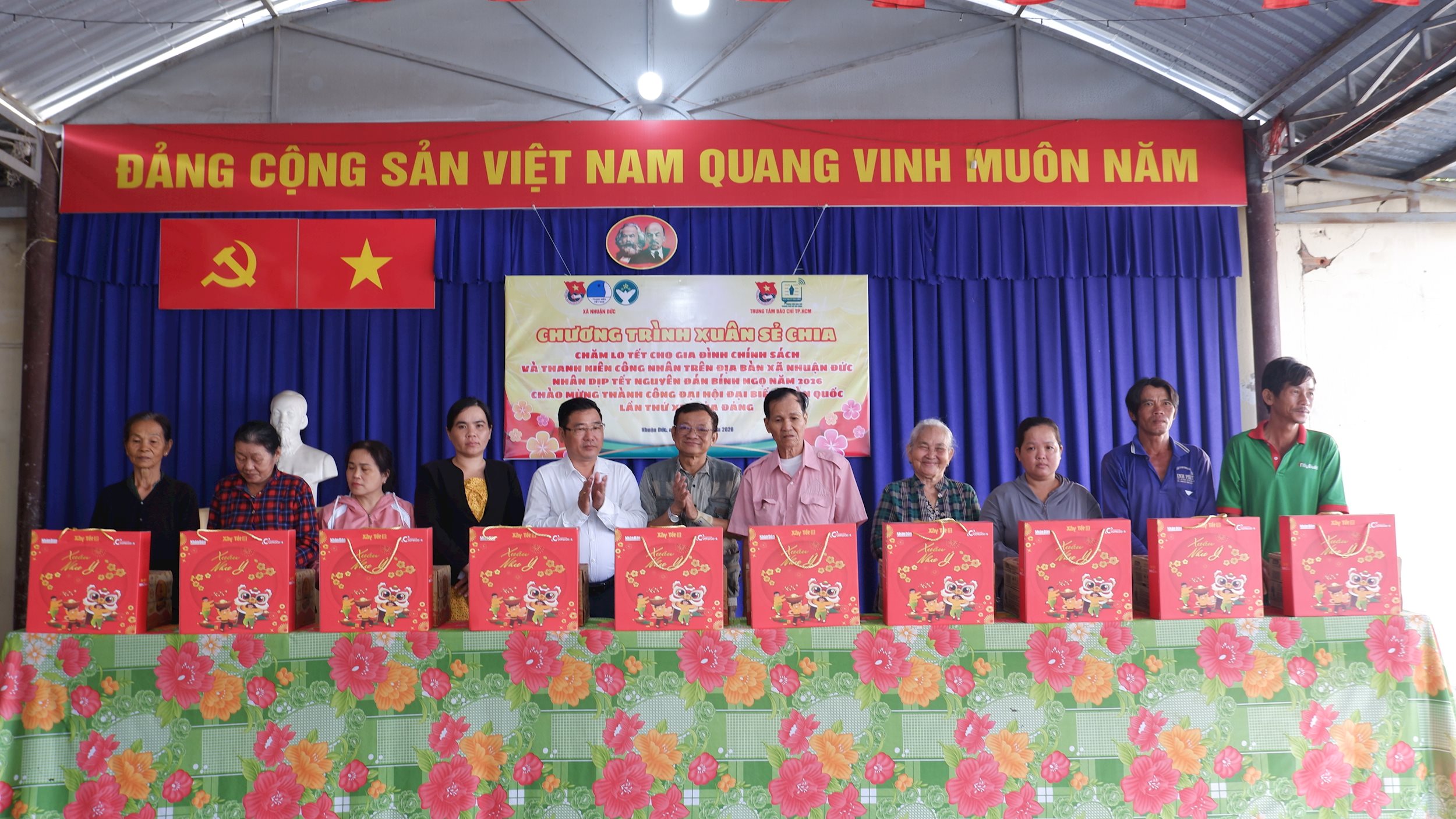 “Xuân sẻ chia” đến với người dân xã Nhuận Đức dịp Tết Bính Ngọ 2026