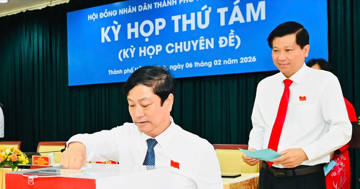 Phó Chủ tịch UBND TPHCM Nguyễn Văn Dũng được bầu làm Phó Chủ tịch HĐND TPHCM