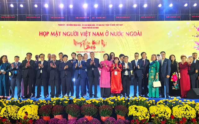 Người Việt Nam ở nước ngoài đóng góp tích cực vào sự phát triển của TPHCM cũng như cả nước