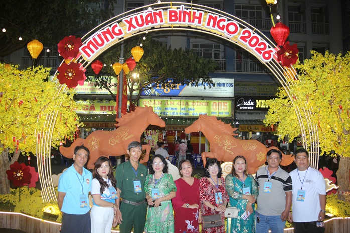 TPHCM: Khai mạc Chợ hoa xuân 