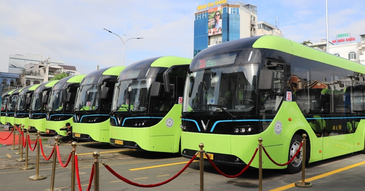 TPHCM đưa vào hoạt động 25 tuyến xe buýt điện từ 1/3