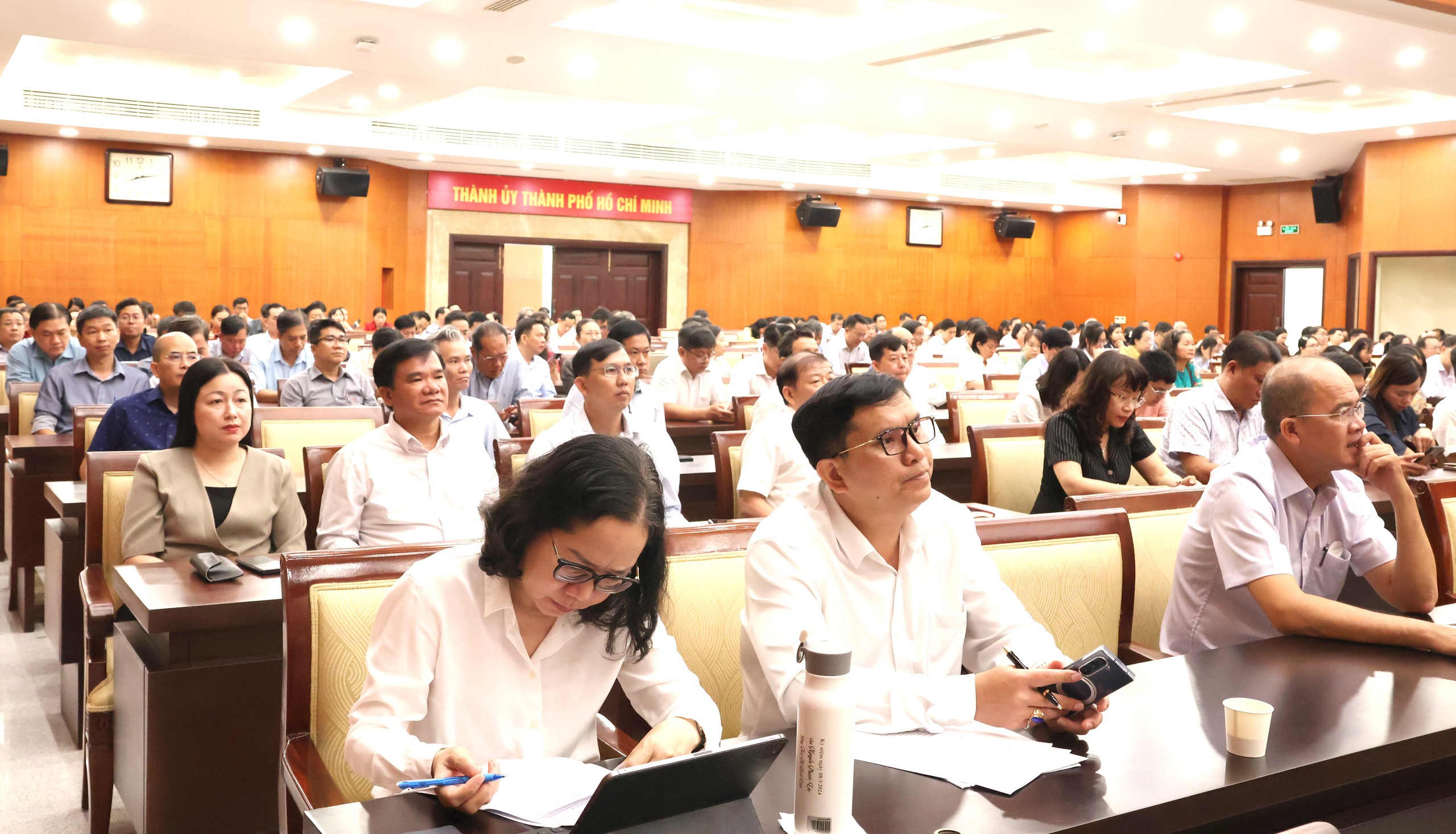 TPHCM: Gần 90.000 cán bộ, đảng viên dự hội nghị toàn quốc quán triệt Nghị quyết 79 và Nghị quyết 80 - Ảnh 6.