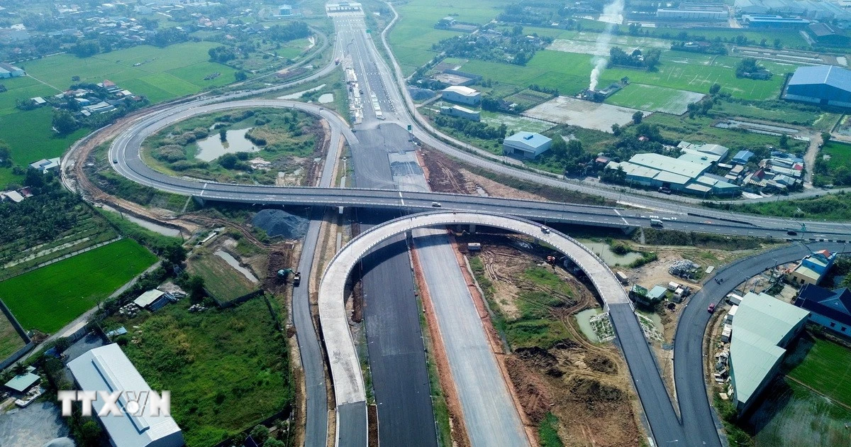 Gấp rút hoàn thành Vành đai 3 Thành phố Hồ Chí Minh trước 30/6