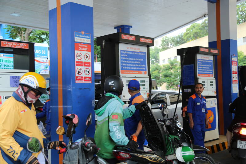 Doanh nghiệp tại TPHCM chủ động nguồn cung xăng sinh học E10