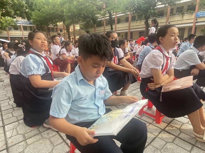 Nắng nóng gay gắt, kéo dài: Sở GD-ĐT TPHCM đề nghị Abc888 abc88 abc8 giải trí đỉnh cao chủ động điều chỉnh thời khóa biểu - Ảnh 1.