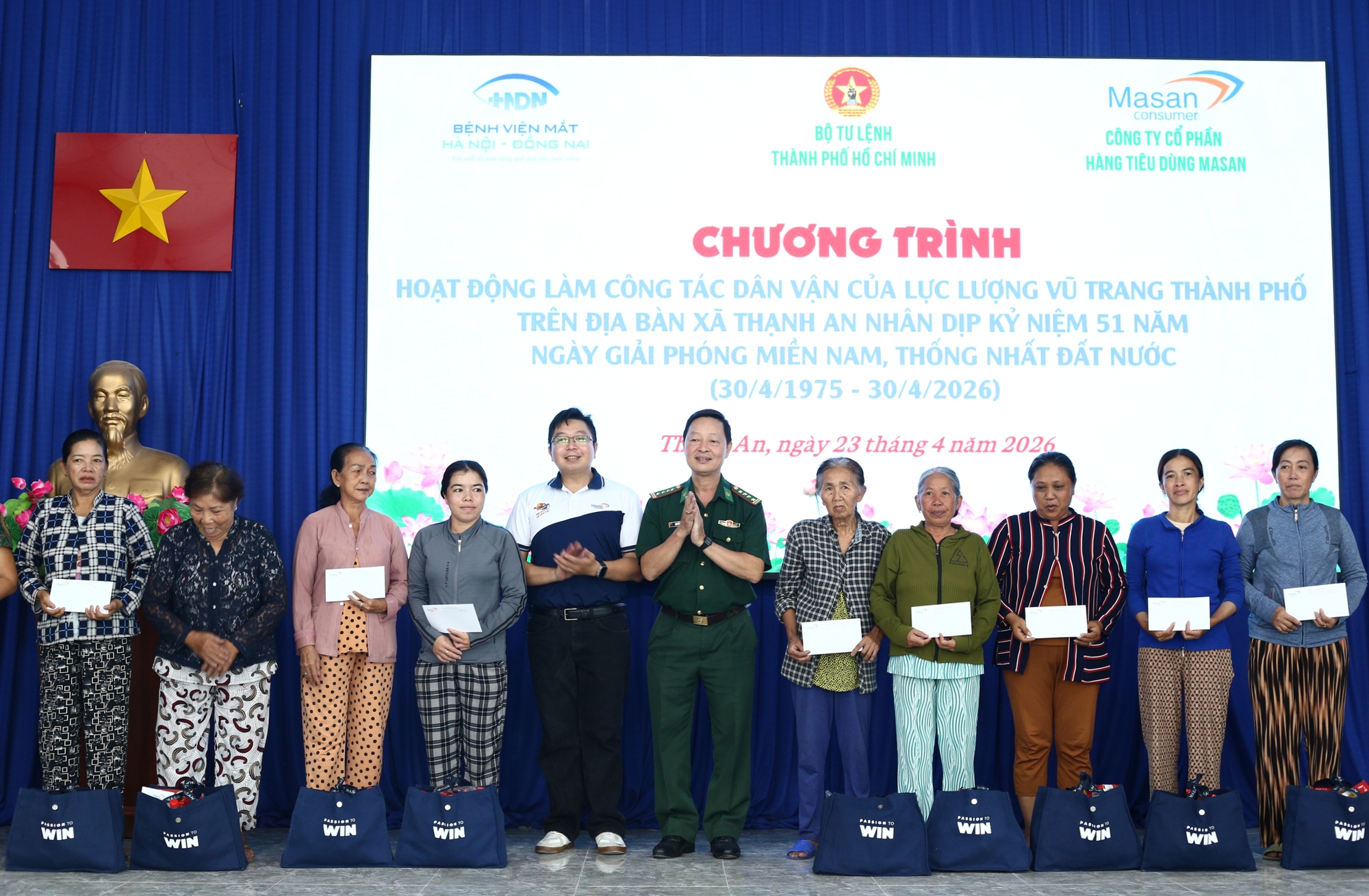 Bộ Tư lệnh TP.HCM tặng học bổng cho Abc88bet trải nghiệm miễn phí nghèo xã đảo Thạnh An - Ảnh 3.