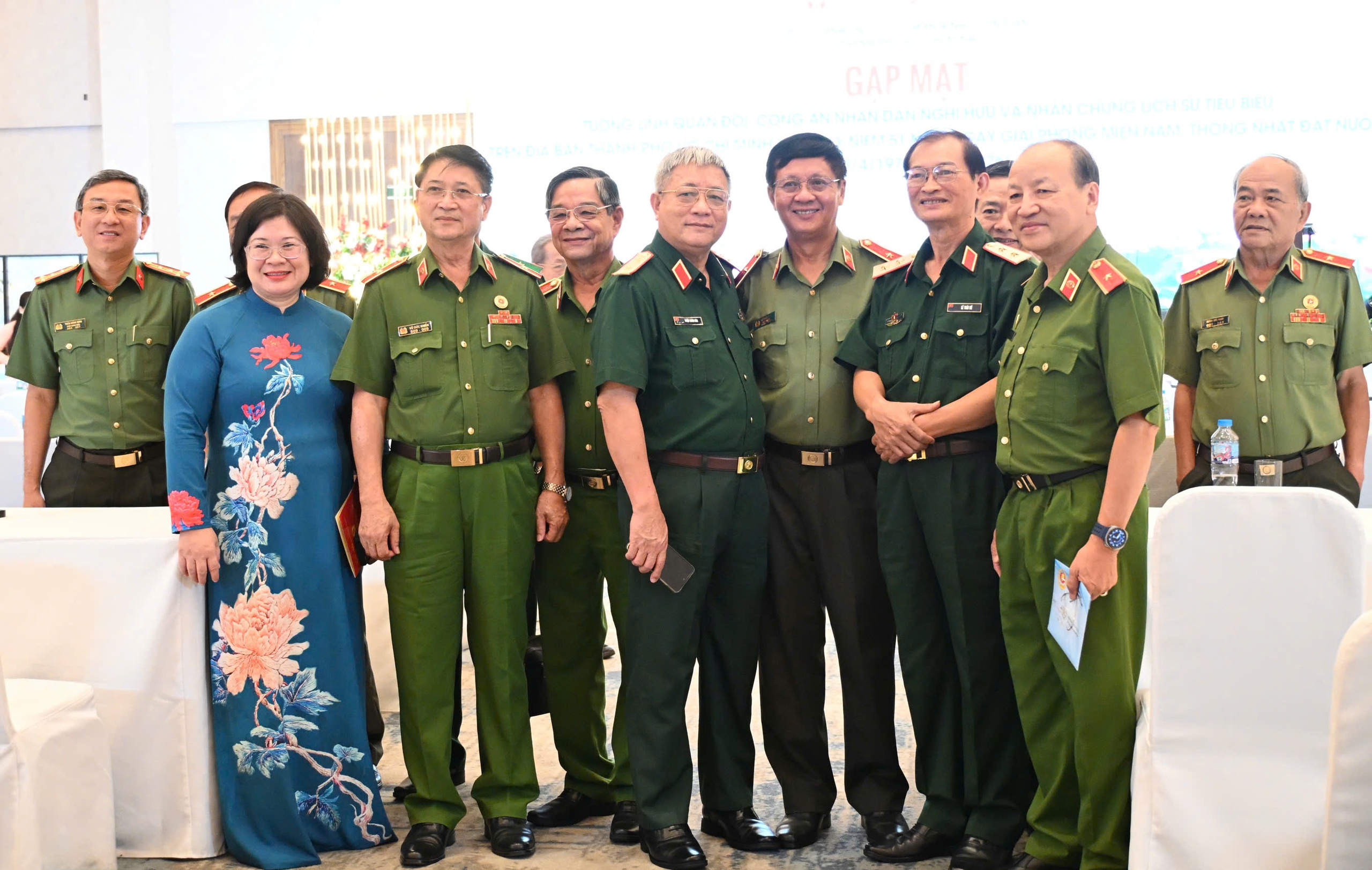 TP.HCM gặp tướng lĩnh, nhân chứng Abc8com chuyên nghiệp 24/7 dịp kỷ niệm 51 năm đất nước thống nhất- Ảnh 4.