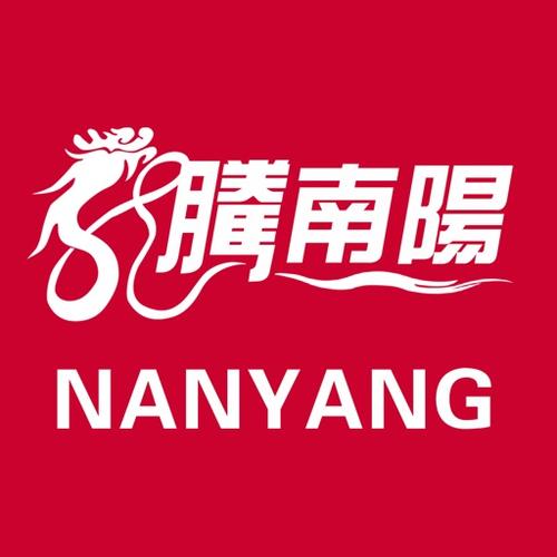 Biển người tại TP.HCM xếp hàng chờ tham quan Dinh Độc Lập vào sáng 30.4 - Ảnh 8.