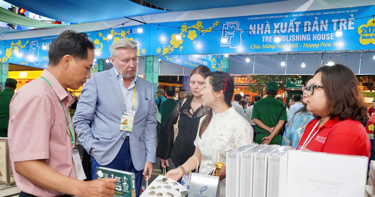 Ngày hội sách và văn hóa đêm: Định hình 'dòng chảy trải nghiệm' giữa lòng đô thị