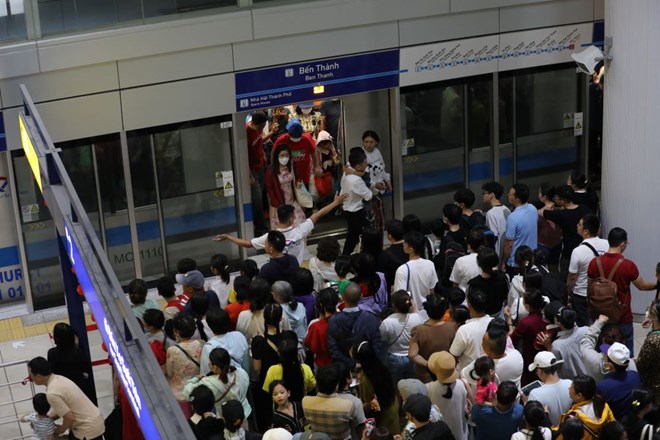 Người khó khăn ở TPHCM sắp được quét CCCD nhận vé Metro miễn phí. Ảnh: Anh Tú