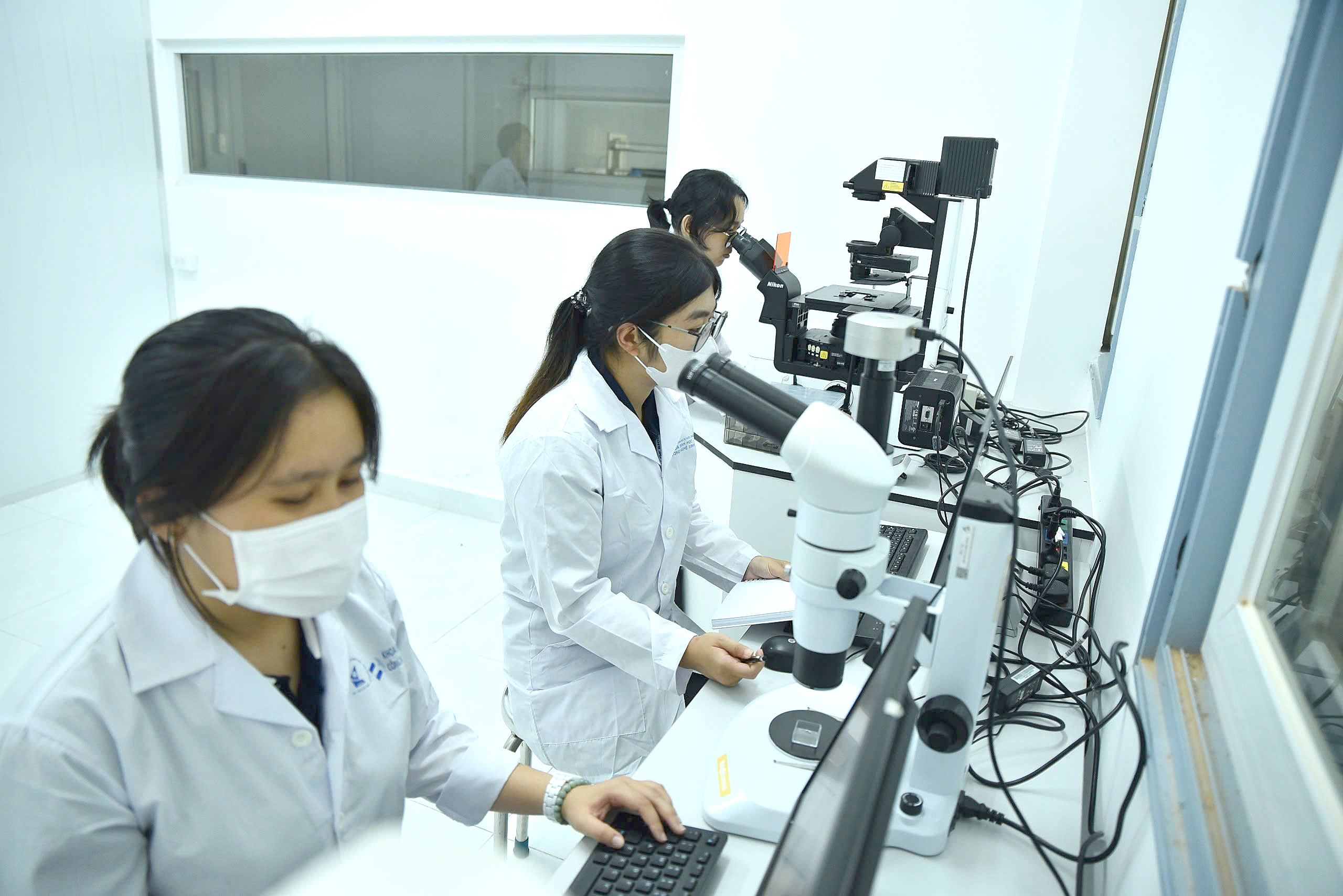 TP.HCM tính chuyện giữ người tài bằng cả hệ sinh thái - Ảnh 1.
