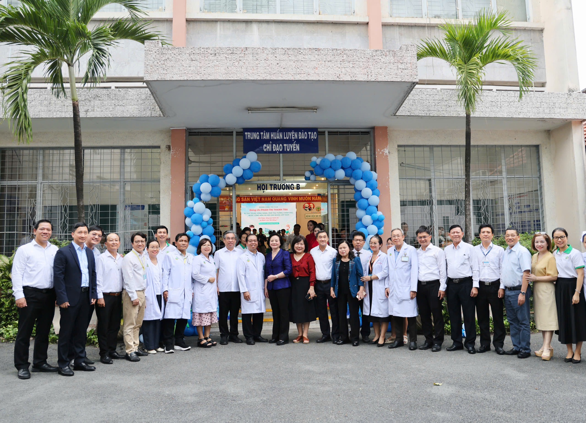 Phó Đăng Ký, Đăng Nhập ABC8 Bao Chặn Phạm Thị Thanh Trà thăm bệnh nhi ung thư tại Bệnh viện Nhi đồng 2- Ảnh 8.